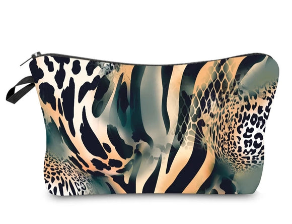 Make Up/ Toiletry Bag Green Leopard