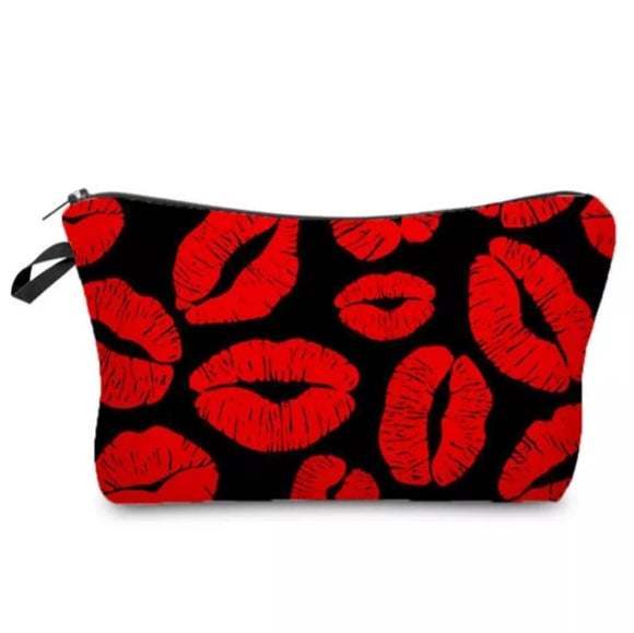 Make Up \ Toiletry Bag Kiss